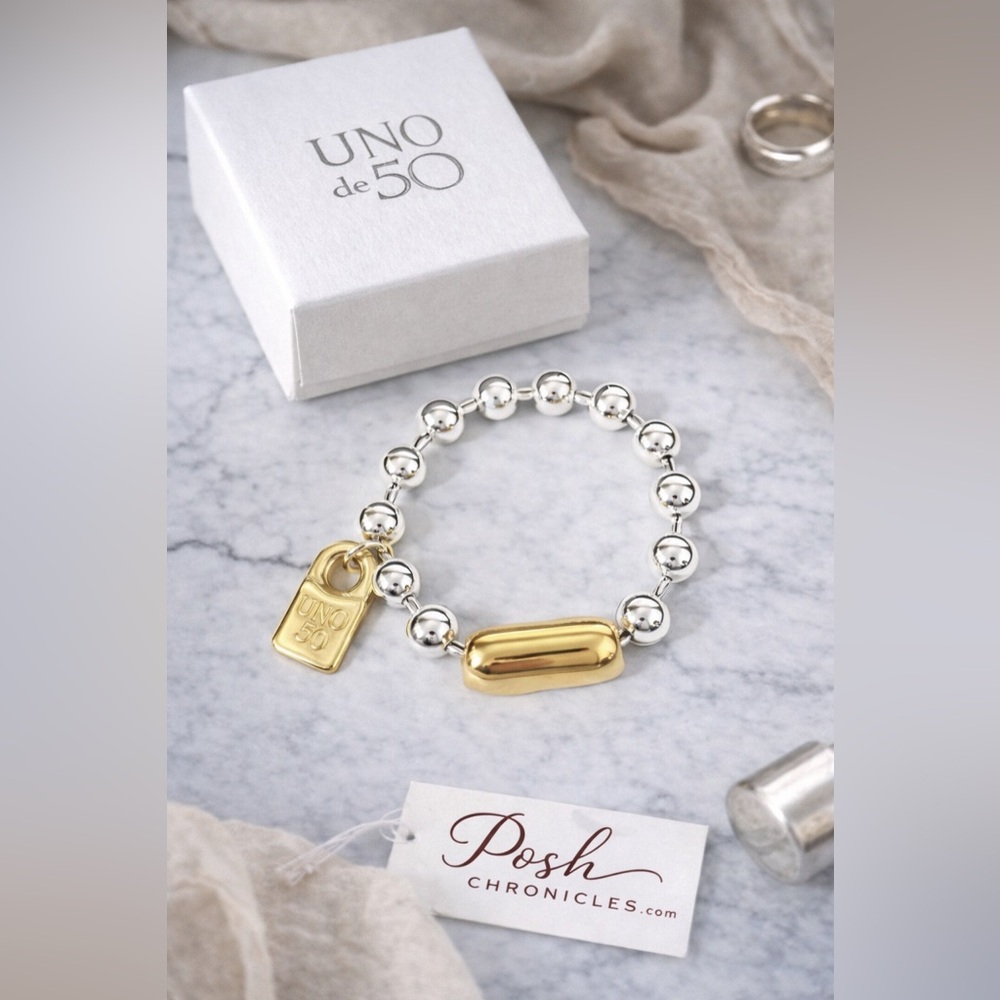 UNO de 50 Silver Beaded Bracelet with Gold Accent and Tag - Picture 2 of 3
